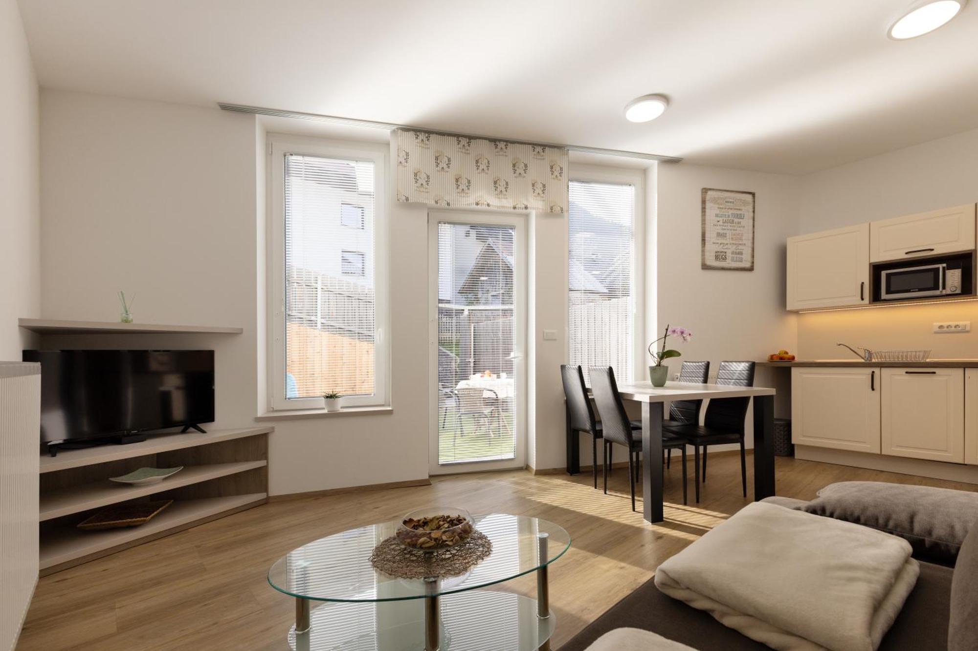 Apartmaji "La Vie Est Belle" Kranjska Gora Dış mekan fotoğraf